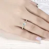 Bröllopsringar lnngy certifierad 10k fast guld Moissanite Solitaire Ring 1.25CT rundklipp klassiska halo -förlovningsringar för par bröllopspresent 24329