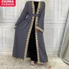 ملابس عرقية تبيع الموضة Nida Kaftan المسلم للسيدات الأوسطات تركيا بنوم بنه كيمونو العربية Abayas للنساء دبي 20242