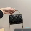 simpatiche mini borse a tracolla Marsupi Cintura a catena di design di lusso per donna Mini Marsupio Borsa scavata Cintura Accessori per gioielli per il corpo