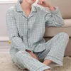 Vêtements à domicile Pyjamas Pantalons Set Élégant Pyjama pour le printemps / automne pour hommes avec collier de revers à manches longues Print de séchage rapide confortable pour la famille