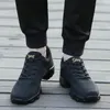 Chaussures de danse modernes et souples pour hommes, baskets carrées antidérapantes, filet de Jazz, Fitness, Performance d'équipe