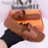 Pantoufles de mode Femmes Sandales de créateurs pour femmes pantoufle hommes mocassins décontractés chaussures de plage en plein air diapositives fond plat avec boucle unisexe en cuir véritable