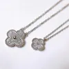 Ontwerpermerk van 925 Puur verzilverde 18K Rose Gold Lucky Clover volledige diamant ketting dames mini luxe kleine menigte kraagketen