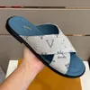 Designer de lona Cross Chinelos Homens e Mulheres Sala de Verão Sandálias Moda Bordada Lona Plana Mula Plataforma Sandália Bordada Plataforma Chinelo de Praia 39-44