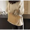 5adesigner Handbag Stores Are Seeing Prices Explode Large Capacity Bag for Womens New Versatile Crossbody Popular Texture One Shoulder Class Commuting Tote