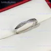 Band Rings Huitan Fashion Contracted Design Womens Ring with Brilliant White Cubic Zirconia Wedding Party Daily Wearable Statement Jewelry T240330