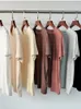 女性複数色のシンプルなティー薄いストレッチ半袖ゆるい夏のトップメックオールマッチTシャツ240315