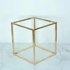 Decorazione per feste Cubo in oro lucido Supporto per matrimoni Cornice decorativa Tavolo da torta con fiori in ferro quadrato con piombo