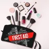 Erste Hilfe Wort Wolke Collage Make-up Tasche Frauen Reisen Kosmetik Organizer Kawaii Doktor Krankenschwester Lagerung Kulturbeutel o3D0 #
