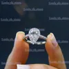 Band Rings Huitan Hot Sale Water Drop Design Women Ring Micro Paled Crystal Zircon Elegant Bridal Wedding Engagement Jewelry Ring for Lover T240330