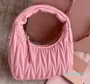 2024 Designer Bag Luxury Handbag Crossbody Womens Warm and Sweet Full of Entusiasm senaste modevandring axelväska