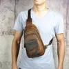 Best Sell Quality Leather Men Fi Viagem Triângulo Sling Chest Bag Design 8 "Tablet One Shoulder Strap Bag Daypack Masculino 8013 97Tm #