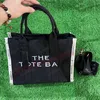 Dikişli Tote Çanta Tasarımcı İşlemeli Okul Dizüstü Tuval Çanta Deri Deri Plaj Seyahat Çanta Çantası Çöp Çanta Çoklu Pochette Casual Tote