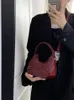 Klassisk vinröd brudhandväskor 2024 Spring Summer Pu Leather dragkedja crossbody väska för kvinnor fi lady axelväska s5gf#