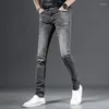 Jeans pour hommes Summer Dark Grey Slim Fit Hommes Style coréen Casual Stretch Denim Pantalon