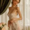 섹시한 세트 여자 새로운 메쉬 재미있는 잠자기 드레스 프랑스어 섹시한 스틸 반지 얇은 관점 열정 속옷