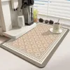 Placemats 1 PCS Placemat Koffiezetapparaat Absorberende Pads Keuken Kom Plaat Bar Waterafvoer Pad Wasvrije Hittebestendige Mat