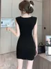 Vestidos casuais básicos preto sem mangas com decote em v chique taseel midi vestido mulheres verão elegante bodycon hip wrap 2024 coreano vintage hepburn vestidos yq240330