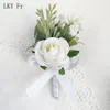 أبيض boutniere Accories Groom Butthole Wrist Corsage Brooch FRS الحرير الاصطناعي أساور وصيفات الشرف E01A#