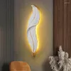 Wall Lamps Modern White Feather Led Lights Dining Table Kitchen Bedside Background Bedroom Decor Sconce For Room Home-appliance