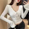 Kvinnors T-skjortor Sweet Girl Slim Fit White Long-Sleeved T-shirt Spring V-Neck Lace-Up Bottoming Short Top Fashion Female Clothes