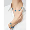 Bracelet et collier de concepteur de collier de trèfle à feuilles à quatre fleurs Collier concepteur expressif pour femmes Charms Choker Designer Jewelry Lady Gift
