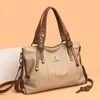 Sac à main en cuir de haute qualité Sac à main de luxe Designer Femmes Grande capacité Épaule Bandoulière Sacs fourre-tout Tendance Sac Casual 240328