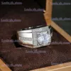 Pierścienie zespołowe Huitan Men Pierścień na wesele Pracowność zaręczynów błyszcząca cyrkonia sześcienna prosta elegancka design męskie pierścienie małżeńskie klasyczne biżuterię t240330