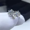 Kolczyki do stadnin HZXHR S925 Srebrna platyna Platy Całkowita 2 ct Genialna cięta karka diamentowa D Color Moissanite Snowflake