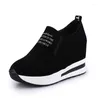 Buty fitness Flock High Heels Lady Casual Black Red Women Sneakers Platforma Platforma Wyszyj wysokość oddychania