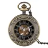 Klassische Anhänger Kette Handaufzug Mechanische Taschenuhr Männer Steampunk Skeleton Frauen Carving Halskette Uhr Weihnachtsgeschenk T200502199q