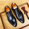 Casual skor stor storlek män mode bröllop fest klänning äkta läder spetsig tå svart röda oxfords sko krokodil mönster skor