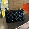 Women Designer podwójne kulki wosk olej skórzany czarne torby portfelowe złoto metalowe regulowane sprzęt Matelasse łańcuch crossbody torebka ramię duża pojemność 19 cm