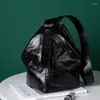 Omuz Çantaları Yüksek Kalite Birinci Katman İnek Pileli El Kova Kovası Tipi Kadın Çantası Vintage Kıdemli Sense Tek Çapraz Kilitli