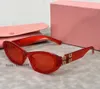 mit Box Modedesigner-Sonnenbrille Schlicht für Damen Herren Klassische Markensonnenbrille mit Buchstabenbrille Adumbral 11 Farboptionen Brillen