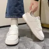 Повседневная обувь, женская маленькая белая обувь, лето 2024, роскошная удобная дышащая модная обувь на шнуровке с плоской подошвой