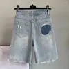 Jeans da donna Pantaloni a quarti di denim con diamanti multicolori per l'estate 2024 Moda donna blu larghi a vita alta