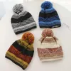 Bérets garçons et filles hiver tricoté laine épaissie laine pull chapeau chaud cache-oreilles