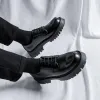 Botas Novo homem Japão Japão Haruku Korean Streetwear Fashion Business Wedding Sapato de couro Hom