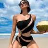 Costumi da bagno da donna Cikini 2024 Sexy Spliced Scava fuori il costume da bagno da spiaggia Estate Bikini Set costume da bagno per le donne