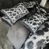 Designer sängkläder set mode leopard mönster brev tryck stor och extra stort lyxmode ner täcken täcke lakan kudde täcke täcke set