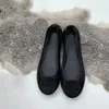 Gratis frakt balettlägenheter designer skor kvinnor ballerina loafers kvinnor klänning sneakers minnie rese balett runda tå pumpar slingback klackar bröllopssko