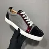 Sapatos casuais masculinos tênis vestido plano formadores designer de luxo preto cravado sapato glitter para homens moda cor misturada