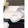 Sandali papà Scarpe da canale firmate mezze pantofole slip on senza cinturino posteriore Donna Donna estate Slide Mule Scarpa da spiaggia piatta di lusso in pelle Slingback Infradito