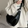 Femmes coréennes Rucdes Hobos Sacs large sangle Sac à aisselle décontractée pour dames Soft Pu En cuir à main sac à main décontracté sacs Menger F2JX #