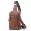 Sacs de taille haut de gamme Vintage marron épais grain supérieur véritable cheval fou en cuir de vachette hommes poitrine véritable peau mâle messager M073