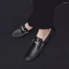 Freizeitschuhe 2024 Modetrends Loafer Herren Bequeme Flats Leder Klassisch Vielseitiger Stil Herren Fahren Weiche Sohle