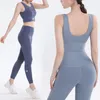 A10 Top+Pants Women Women Stide Yoga مجموعات السترة الرياضية قفز طماق للروح الرياضية المقاومة الجمنا