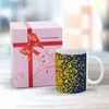 Tassen Blaue und gelbe Pixel Ringelblume Weiße Tasse Kaffee Mädchen Geschenk Tee Milch Tasse Country Music Disk Pinegrove Mo