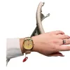 2024 여성 동물 꿀벌 뱀 호랑이 타이거 도라몬 체리 hight Quality Quality Quartz Watches G Ladies Fashion Designer Small Dial Casual Watch 가죽 스트랩 손목 시계